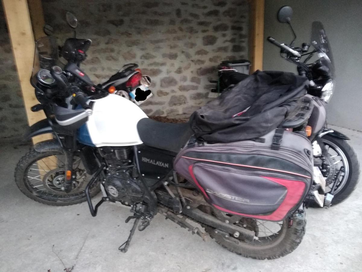 Le Relais Des Capucines Acomodação com café da manhã Largnac Exterior foto